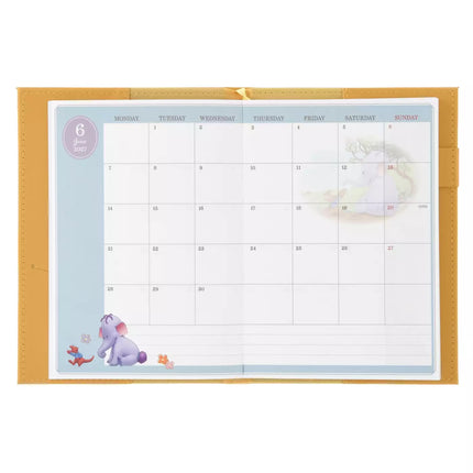 🇯🇵DisneyStore Winnie The Pooh B6 Schedule Book