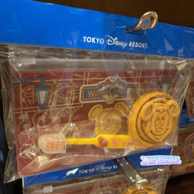 Created by photogrid